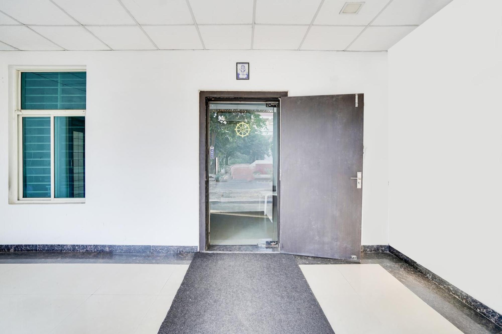 Hotel O Danish Nagar Hosangabad Rd Бхопал Экстерьер фото